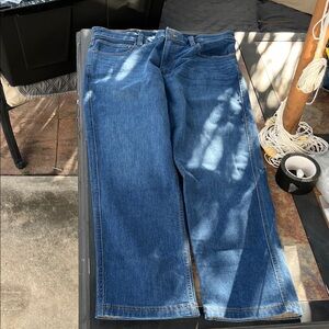 Kirkland Signature Men's Straight Blue Jeans 36x30 new without tags